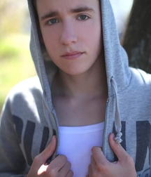 the cute amateur model boys porn