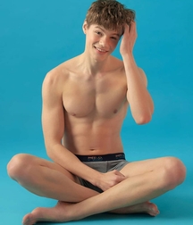 most beautiful twinks (IO9) 5f7756e6597e6.jpg