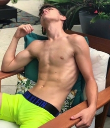 most beautiful twinks (IO9) 5f7756f2ac88a.jpg