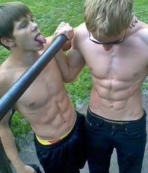 most beautiful twinks (IO9) 5f77570d66f9f.jpg