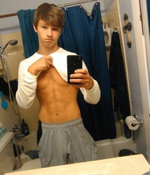 most beautiful twinks (IO9) 5f775728dfbfe.jpg