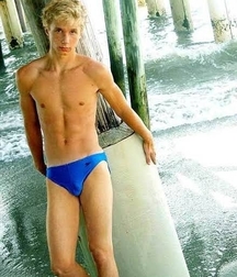 most beautiful twinks (IO9) 5f775738799c9.jpg
