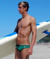 most beautiful twinks (IO9) 5f775742b5498.jpg