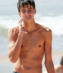 most beautiful twinks (IO9) 5f775767344ae.jpg
