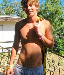 most beautiful twinks (IO9) 5f77577ceea18.jpg