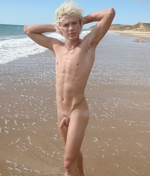 the weekend twinks porn S6 5f77af1441124.jpg