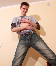ethan 5bd2291e30314.jpg