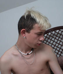 benny 5bd2449fec0cd.jpg