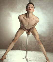 eros1 5bd255ab30192.jpg