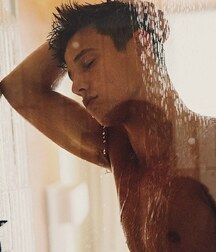 mix album gay tube 5f82ee6b9ac44.jpg