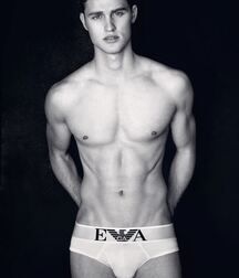 Model Gay Tube Crafted 6081dc998bbe6.jpg