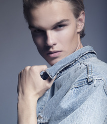 Model Boys Stars Gay Tube 60aa3281919ef.jpg