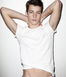 Content GayTube Art Style Select 62b226184c5d1.jpg