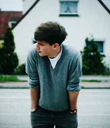 Crafted Selection Twink Tube Art  62b379214194a.jpg