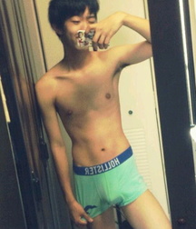 Japanese ikemen boy selfie 5eda08264dcdc.jpg