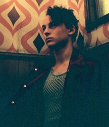 Wyatt Oleff Photoshoot 5ed943e51ca16.jpg
