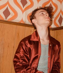 Wyatt Oleff Photoshoot 5ed943f5b713b.jpg