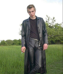 Leather Boys Porn 2 5f06221cc74b7.jpg