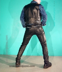 Leather Boys Porn Twinks 4 5f1093ad94dde.jpg