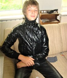 Leather Young Boys Porn Twinks 6 5f30e63d1d694.jpg
