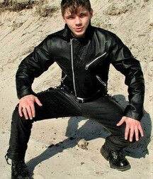 Leatherboys Kinky in Black Boys Porn 17 5f5145fc0b2cf.jpg