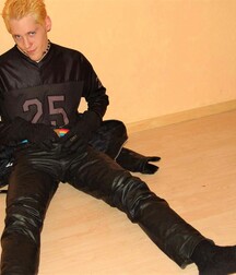 Gay Porn Leatherboys Images 21 5f54998a4f3e5.jpg