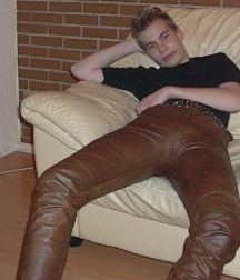 Twink Gay Tube Leatherboys Twinks 23 5f56a7abe6b83.png