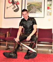 Leather Punk Boys Porn 34 5f62e64cd2c54.jpg