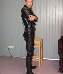 Twinks Porn Leather Boys 63 5f7e12679972a.jpg