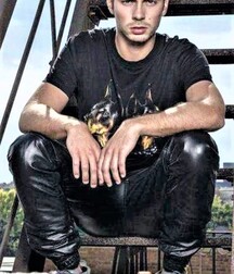 Leather Boys 77 Gay Tube 5ff5c0e0ec0e8.jpg
