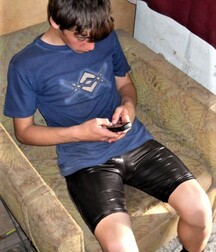 Elevated Leather Boys Porn 87 604079e446f43.jpg