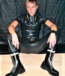 Raw Leather Boys Porn Twinks 88 60463943e8d5d.jpg