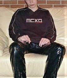 Leather Boys Twink Porn Kinky 6120a6ed3c721.jpg