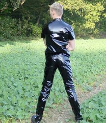 Leather Boys Fetish Twink Gay Porn 6123cd90e033f.jpg