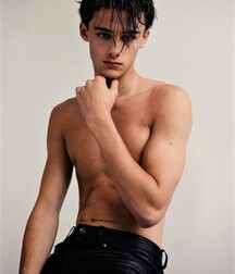 Leather Boys Twink Tube Sexy 613c5756e0edc.jpg