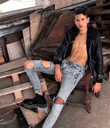 Leather Boys Porn Electric  6198e5867812b.jpg