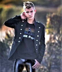 Leather Boys Selfie Dark Gay Porn 6248410a79a42.jpg