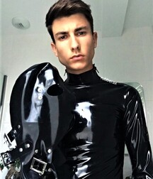 Leather Boys Dark Style Twink Tube Cow Skin 626ebd7f9a5eb.jpg