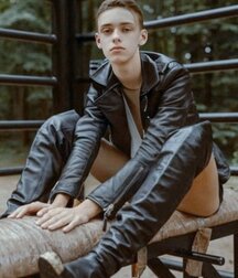 Leather Boys Hot Sexy Twink Selfie Naughty Porn