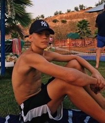 Cuties twink hotties 8 5ee2576bb4bbe.jpg