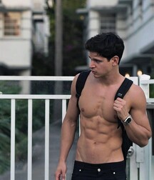 Cuties 9 gay boys hotties 5ee2597b2f6f7.jpg