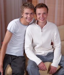 Twinks Porn - 002 - Wiktor & Cyprian