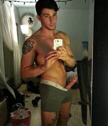 Selfies 1 5f6e5ef481f6a.jpg
