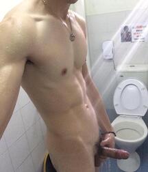 Selfies 2  5f89e3a6885d8.jpg