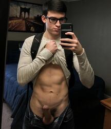 Selfies 2  5f89e3df1255d.jpg