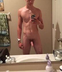Selfies 2  5f89e3e84b45a.jpg
