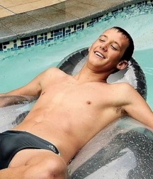 Speedos 2  5f8bbe981ee5c.jpg