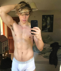 Twinks in Underwear  5fba6ff1d2569.png