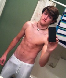 Dick Bulges 1 5fbbe2e9d30e4.jpeg