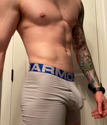 Dick Bulges 2 5fbbe693ba0cd.jpeg